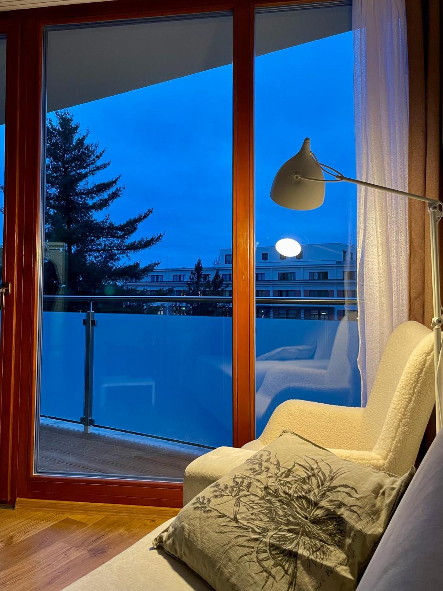 Apartman Astra Sezimovo Ústí Esterno foto